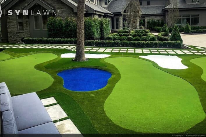 SYNLawn Cincinnati OH residential frontyard golf putting greens