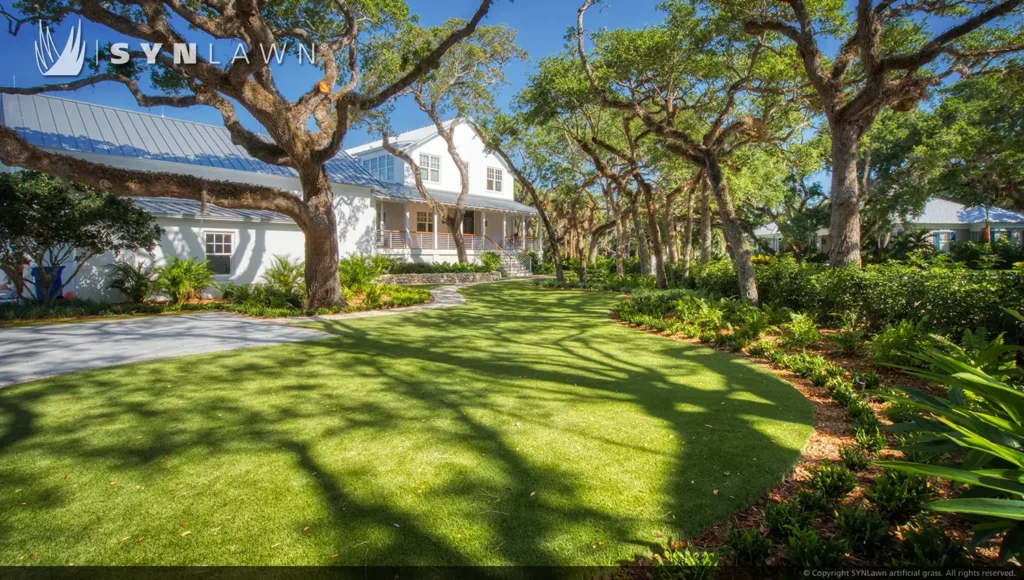 Artificial grass lawn installed by SYNLawn